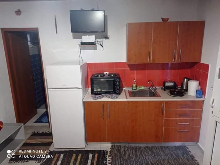 Ioli'S Apartments Архангелос Екстериор снимка